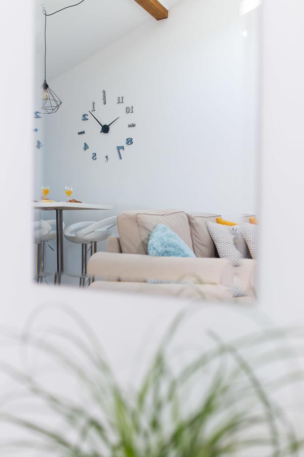 Tamburika Colorful Apartment In Rustica Area Milohnici Luaran gambar